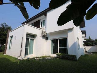 For rent 4 bedrooms house in Mueang Chiang Mai, Chiang Mai