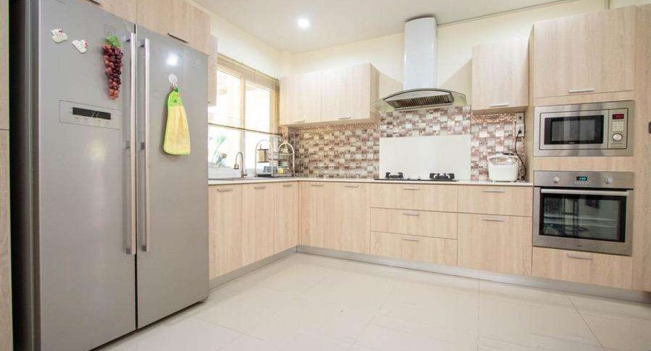 For rent 3 bedrooms house in San Sai, Chiang Mai