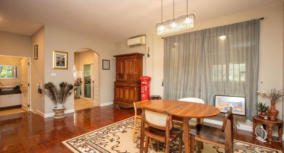 For sale 4 bedrooms house in Hang Dong, Chiang Mai