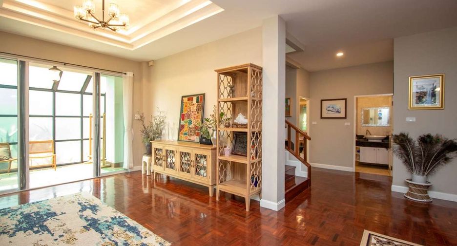 For sale 4 bedrooms house in Hang Dong, Chiang Mai