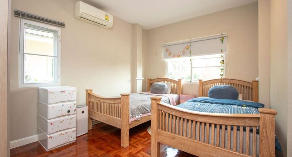 For sale 4 bedrooms house in Hang Dong, Chiang Mai