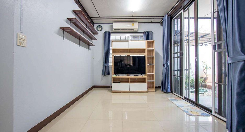 For rent 3 bedrooms house in Mueang Chiang Mai, Chiang Mai