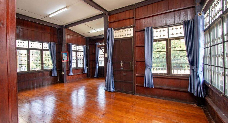 For rent 3 bedrooms house in Mueang Chiang Mai, Chiang Mai