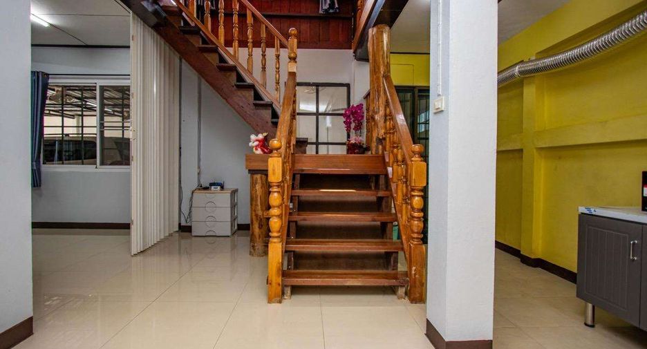 For rent 3 bedrooms house in Mueang Chiang Mai, Chiang Mai