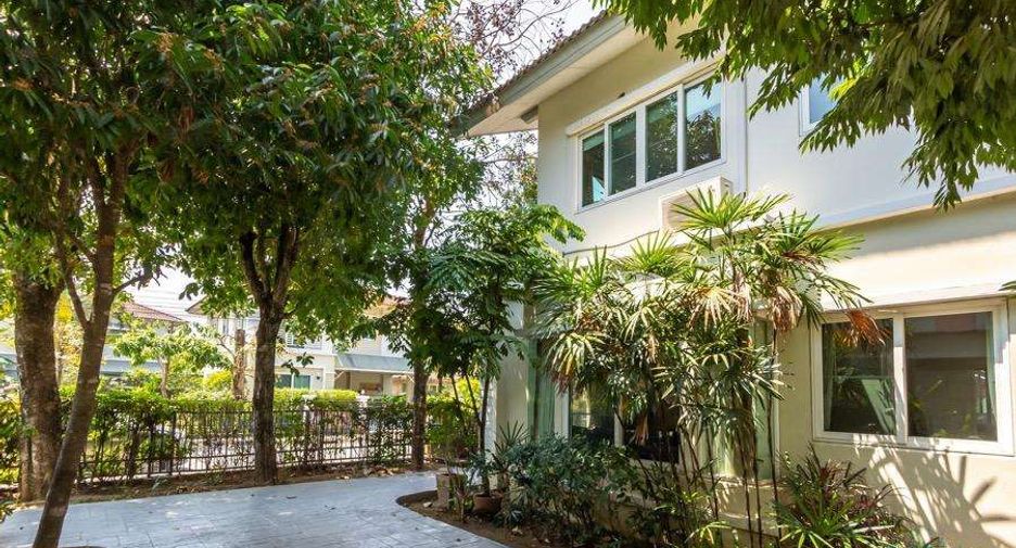 For rent 3 bedrooms house in San Sai, Chiang Mai