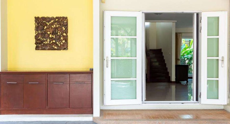 For rent 3 bedrooms house in San Sai, Chiang Mai