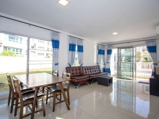 For rent 3 bedrooms house in Mueang Chiang Mai, Chiang Mai