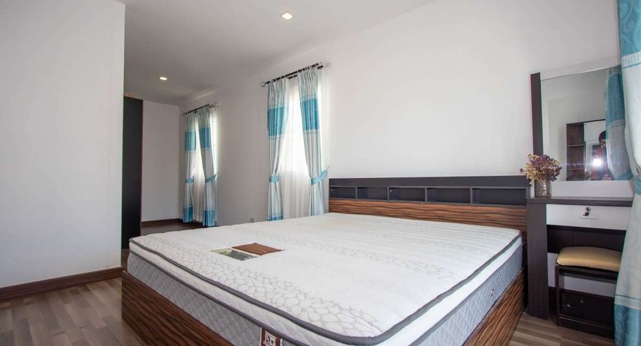 For rent 3 bedrooms house in Mueang Chiang Mai, Chiang Mai