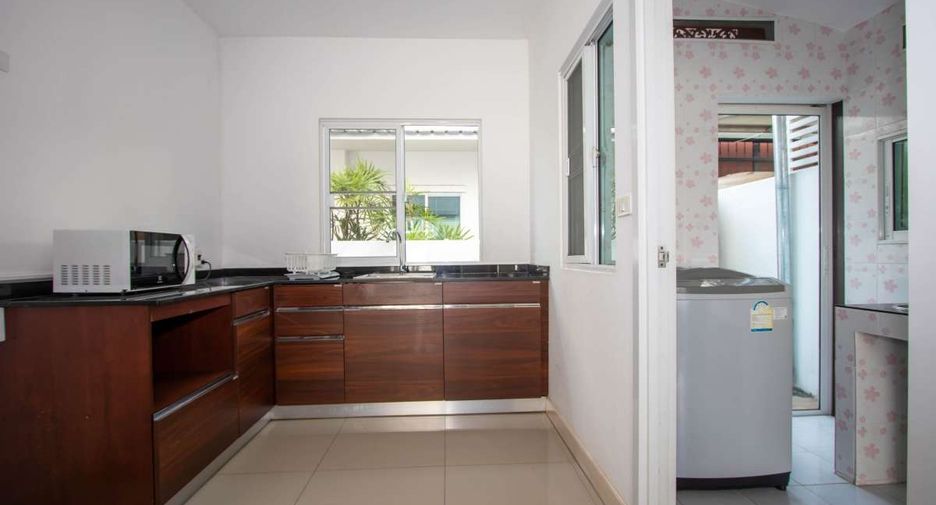 For rent 3 bedrooms house in Mueang Chiang Mai, Chiang Mai