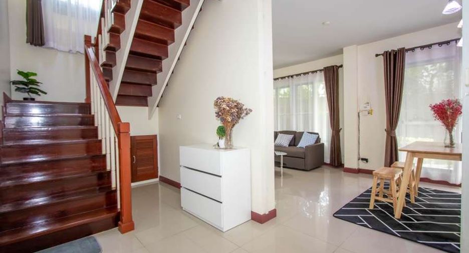 For rent 3 bedrooms house in San Kamphaeng, Chiang Mai