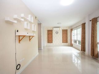 Casa en alquiler de 3 habitaciones en Saraphi, Chiang Mai