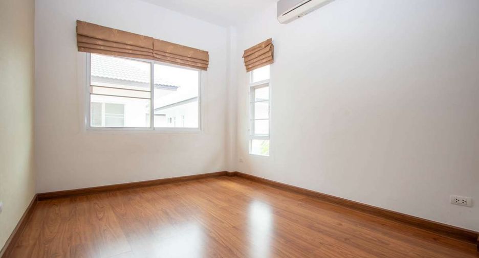 Haus zur Miete mit 3 Zimmer in Saraphi, Chiang Mai