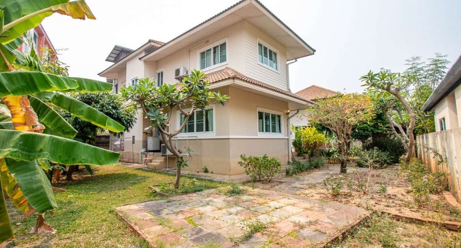 For rent 5 bedrooms house in Mueang Chiang Mai, Chiang Mai