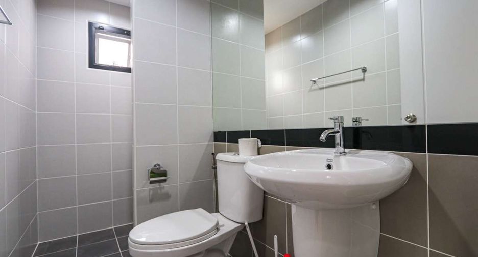 For rent 3 bedrooms house in San Kamphaeng, Chiang Mai