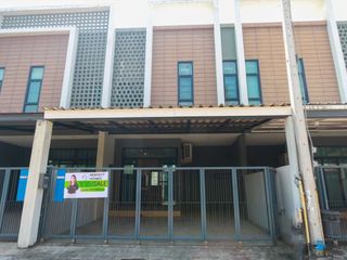 Casa en venta de 4 habitaciones en Saraphi, Chiang Mai