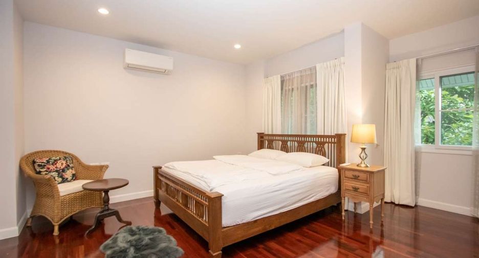 For rent 4 bedrooms house in San Sai, Chiang Mai