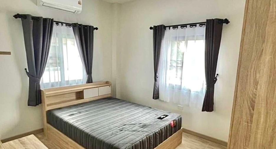 For rent 4 bedrooms house in Saraphi, Chiang Mai