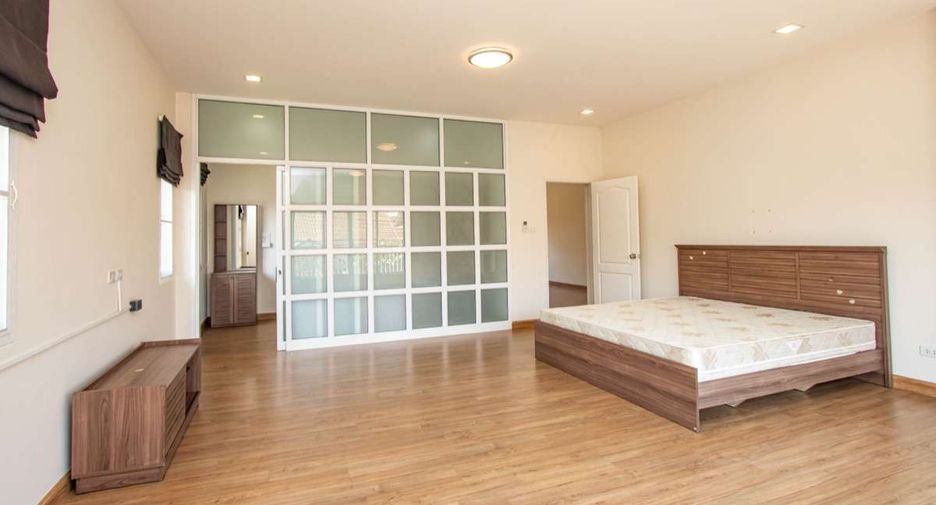 For rent 4 bedrooms house in Doi Saket, Chiang Mai