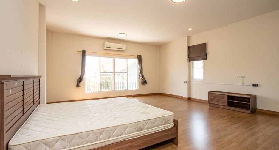 For rent 4 bedrooms house in Doi Saket, Chiang Mai