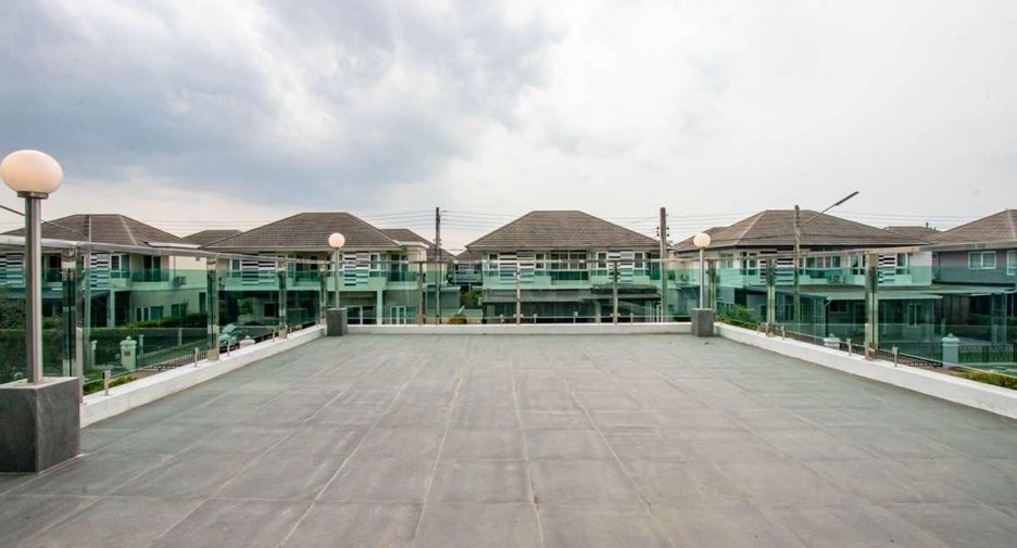 For rent 4 bedrooms house in Doi Saket, Chiang Mai