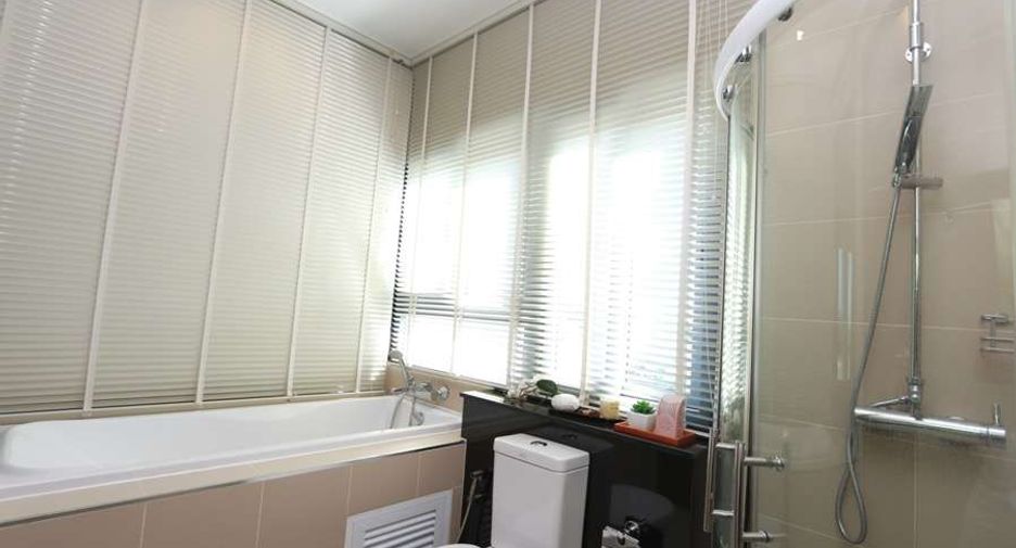 For rent 2 bedrooms condo in Mueang Chiang Mai, Chiang Mai