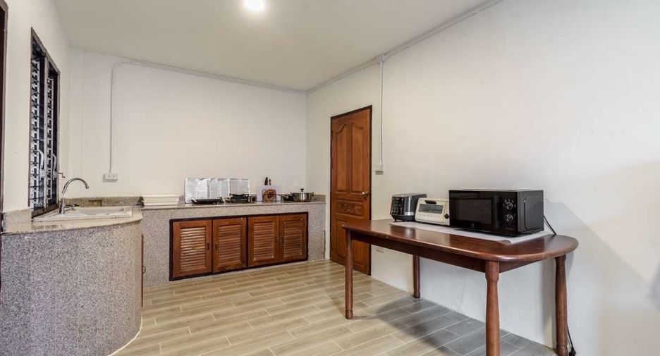 出租 4 卧室 独立屋 在 Saraphi, Chiang Mai