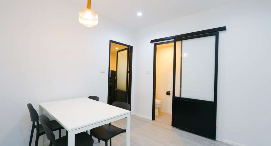 For rent 3 bedrooms house in Mueang Chiang Mai, Chiang Mai