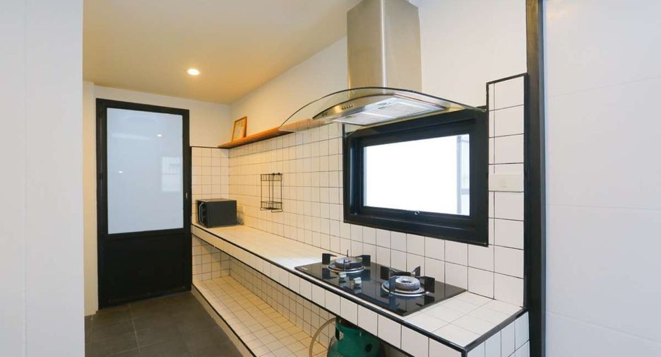 For rent 3 bedrooms house in Mueang Chiang Mai, Chiang Mai