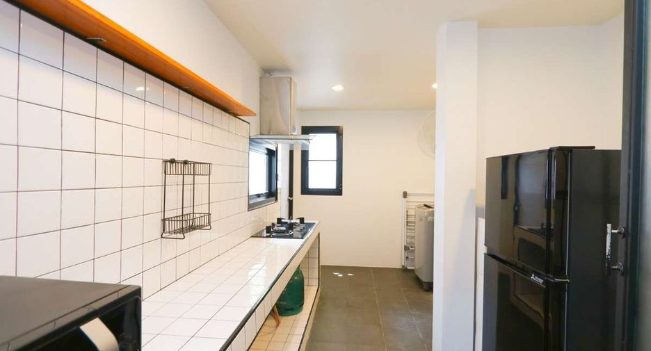 For rent 3 bedrooms house in Mueang Chiang Mai, Chiang Mai