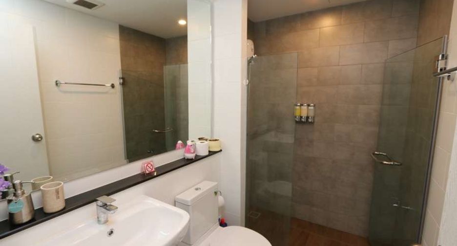 For rent 4 bedrooms house in Mueang Chiang Mai, Chiang Mai