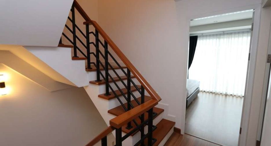 For rent 4 bedrooms house in Mueang Chiang Mai, Chiang Mai