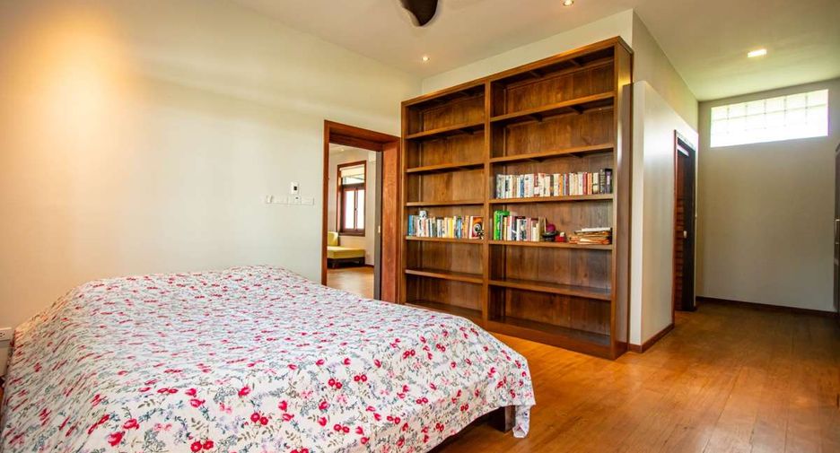 For sale 3 bedrooms house in Saraphi, Chiang Mai