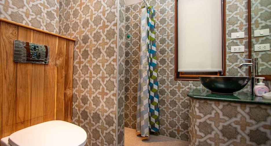 For sale 3 bedrooms house in Saraphi, Chiang Mai