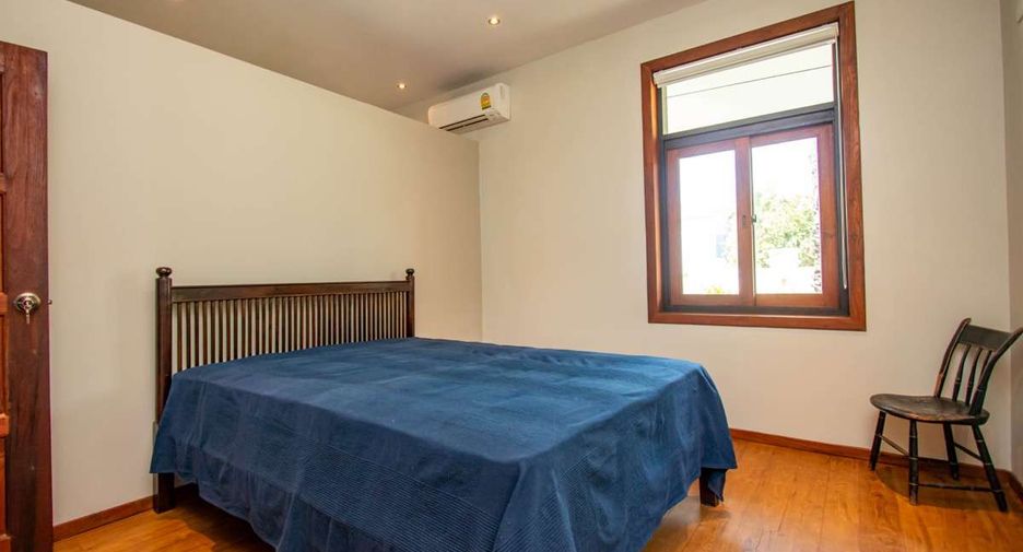 For sale 3 bedrooms house in Saraphi, Chiang Mai