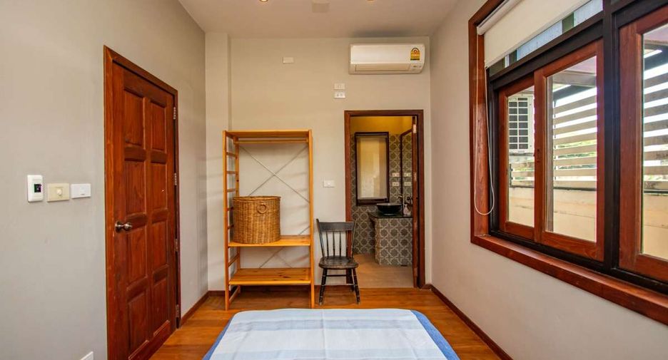 For sale 3 bedrooms house in Saraphi, Chiang Mai