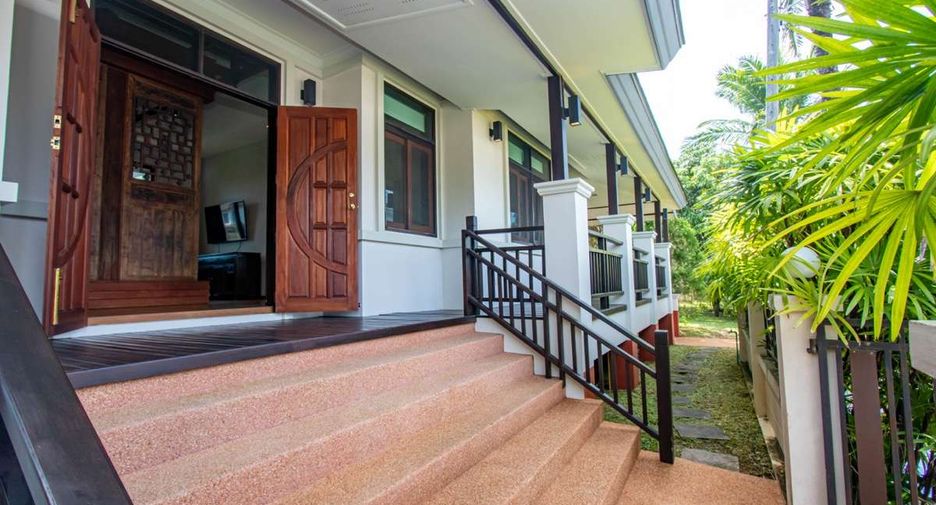 For sale 3 bedrooms house in Saraphi, Chiang Mai