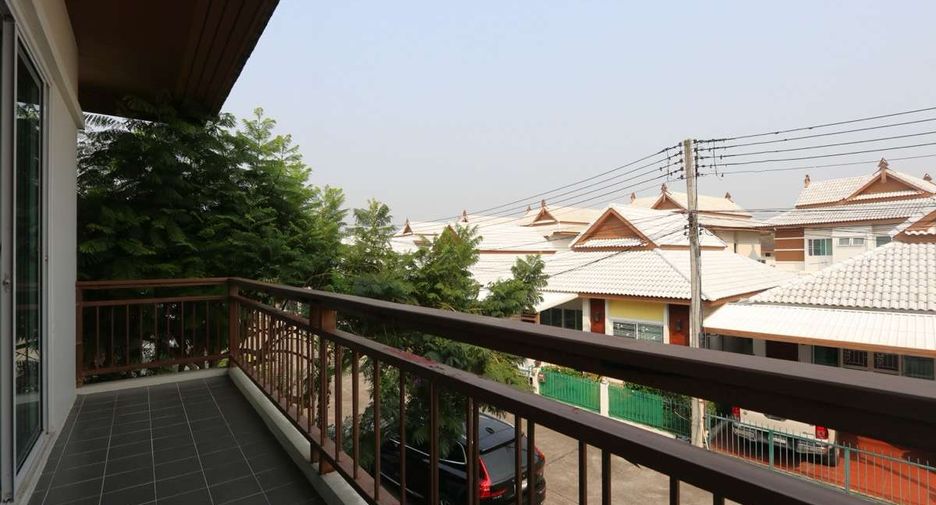 For rent 4 bedrooms house in San Sai, Chiang Mai