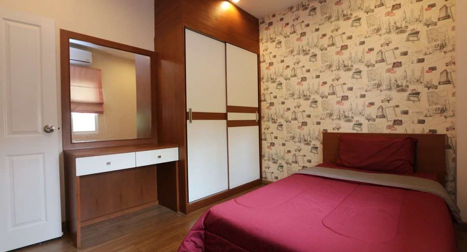 For rent 4 bedrooms house in San Sai, Chiang Mai