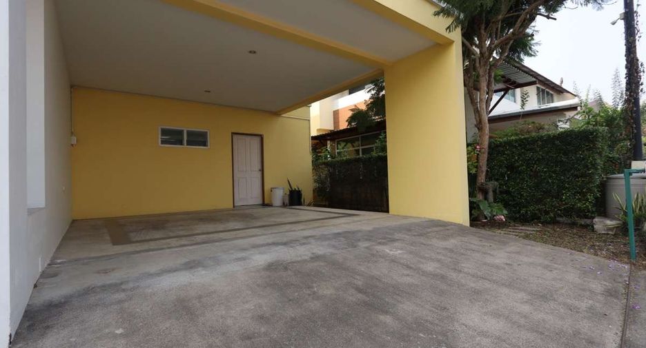For rent 4 bedrooms house in San Sai, Chiang Mai