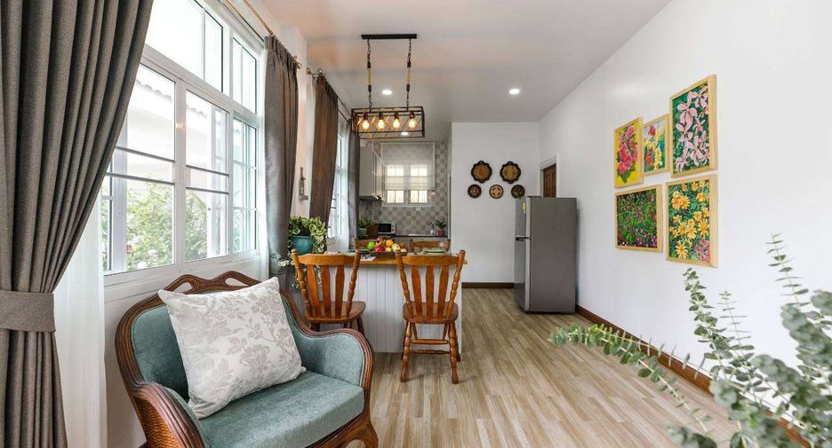 Haus zur Miete mit 6 Zimmer in San Kamphaeng, Chiang Mai