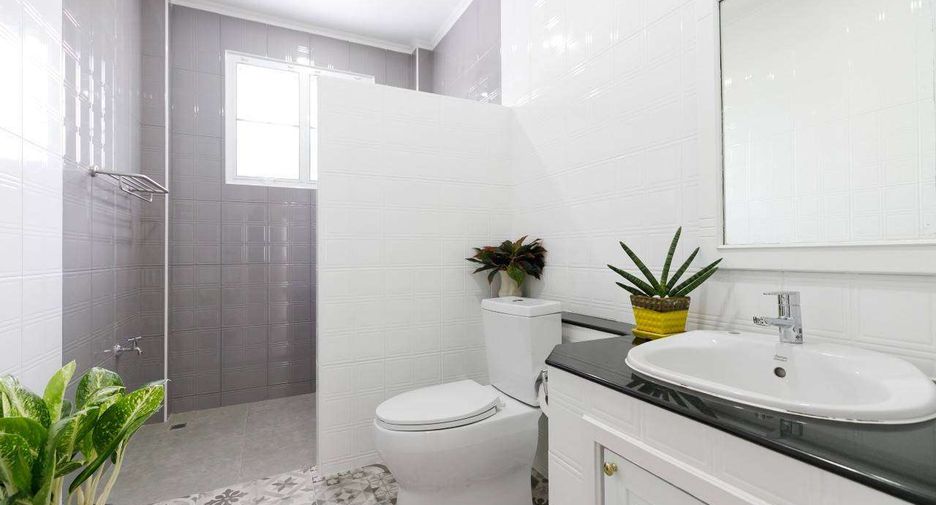 Haus zur Miete mit 6 Zimmer in San Kamphaeng, Chiang Mai