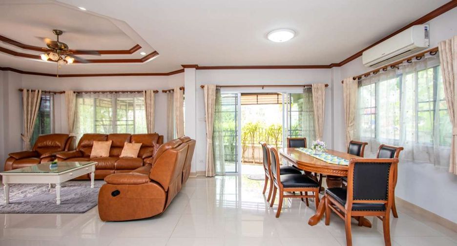 Haus zur Miete mit 4 Zimmer in San Kamphaeng, Chiang Mai
