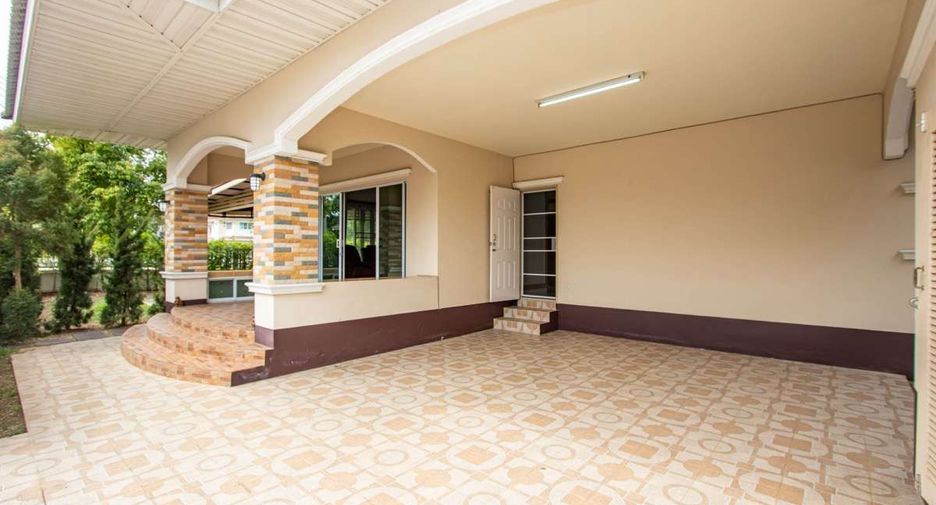 Haus zur Miete mit 4 Zimmer in San Kamphaeng, Chiang Mai