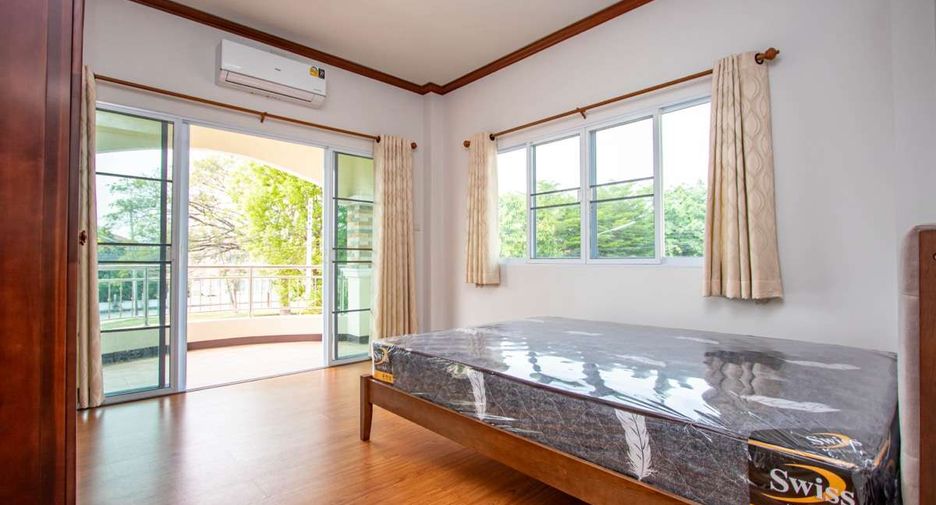 Haus zur Miete mit 4 Zimmer in San Kamphaeng, Chiang Mai