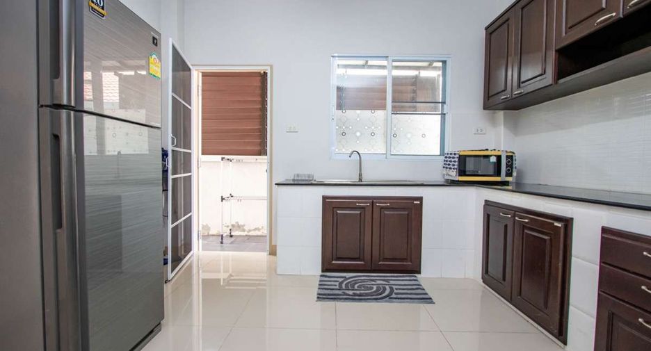 Haus zur Miete mit 4 Zimmer in San Kamphaeng, Chiang Mai
