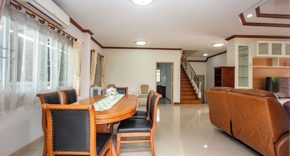 Haus zur Miete mit 4 Zimmer in San Kamphaeng, Chiang Mai