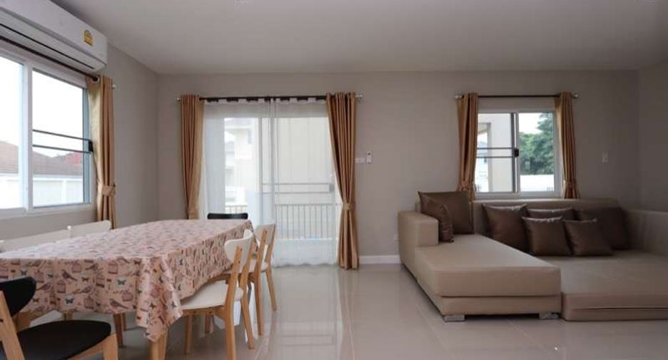 For rent 3 bedrooms house in San Sai, Chiang Mai