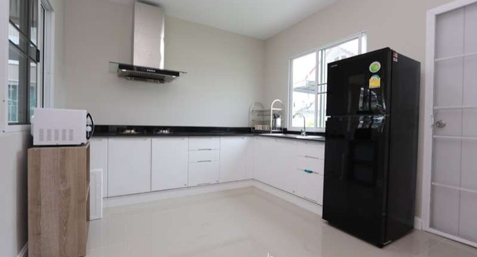 For rent 3 bedrooms house in San Sai, Chiang Mai
