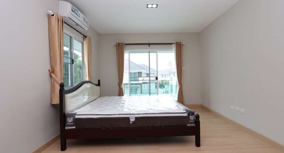 For rent 3 bedrooms house in San Sai, Chiang Mai