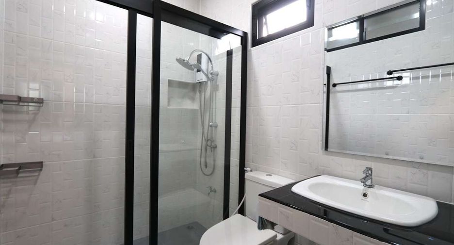 For rent 3 bedrooms house in San Sai, Chiang Mai